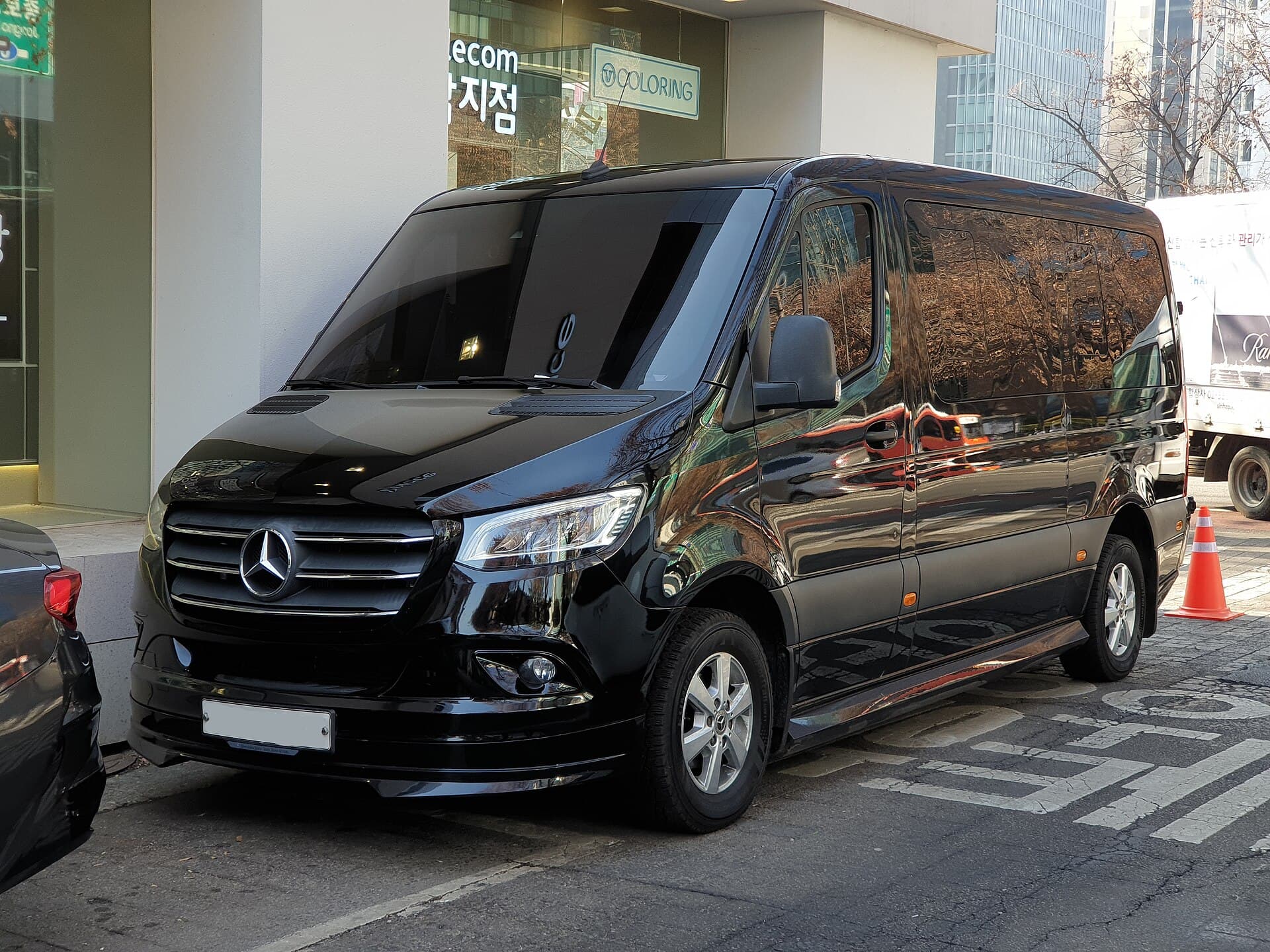 Black Mercedes-Benz Sprinter Tourer